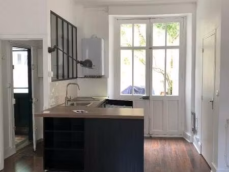 location appartement 1 pièce 26m² poitiers 86000