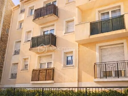 immeuble de rapport – 10 logements loués – 103 000 € de revenus – aucun travaux – villemom