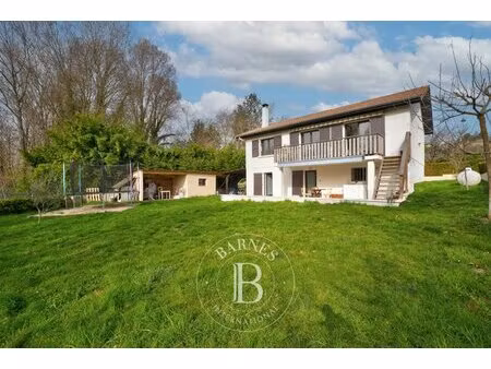 saint-symphorien-d'ozon - maison familiale de 164 m² environ - jardin de 933 m² - 6 chambr
