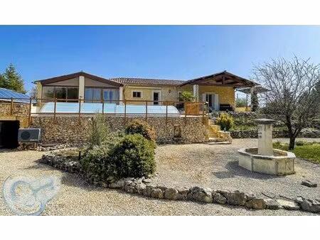 sault (84) maison plain-pied avec vue sur le mont ventoux – 170 m² habitables – parcelle d
