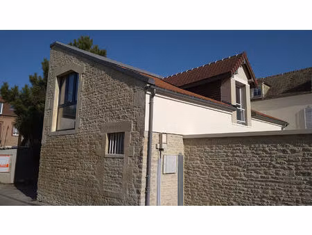 location appartement 1 pièce 23m²
