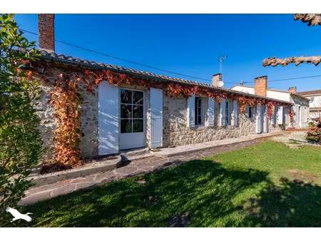 vente maison 11 pièces 289 m² à queyrac (33340)  420 000 €