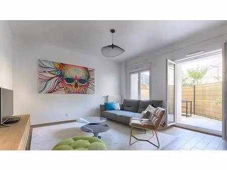 appartement de 3 pièces de 71 m2 avec terrasse en vente à la garenne-colombes