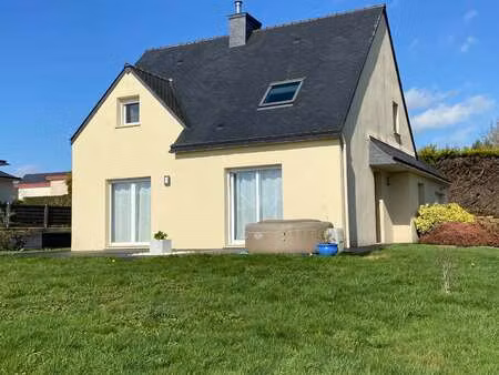 vente maison à kergloff (29270) : à vendre / 110m² kergloff