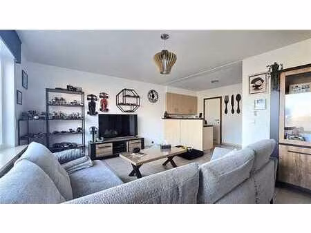 appartement de 3 chambres à coucher au rez-de-chaussée avec