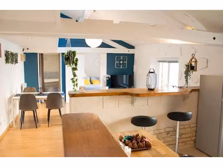 location meublée appartement 2 pièces 57 m² à melun (77000)  820 €