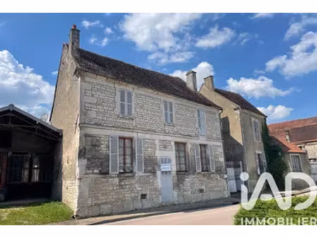 maison de village à yrouerre (89700)