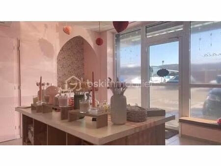 local d'activités à louer