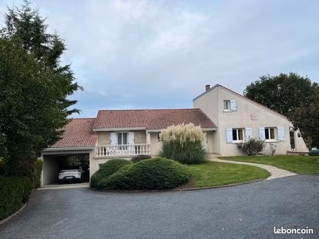 maison 5 pièces 193 m2