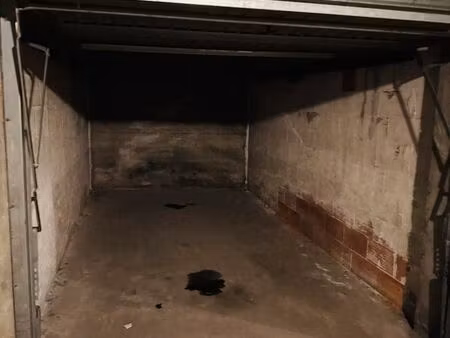 investissement 7 4% rentabilité garage box fermé en bonne copropriété