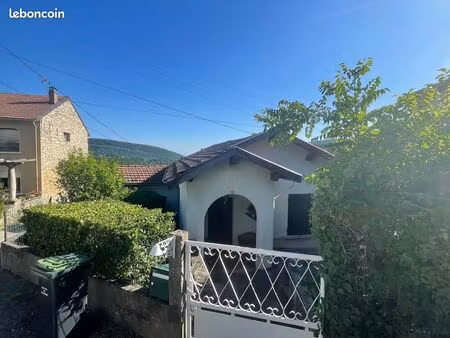 particulier loue maison t3