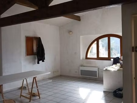 location appartement bonnieux