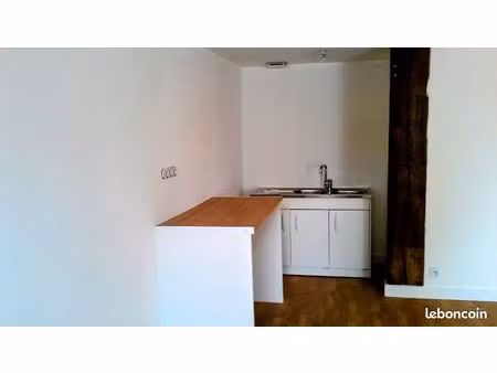 appartement t2 coullons centre-bourg