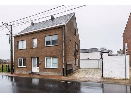 immeuble 2 unités avec jardin et garage – belle opportunité