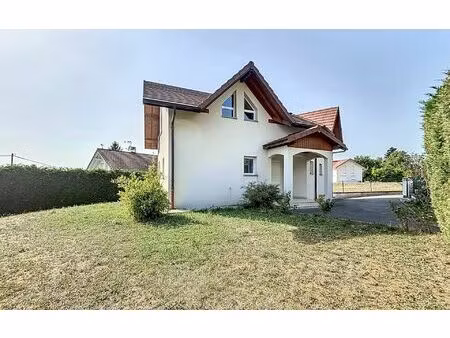 location maison  176 m² t-5 à cranves-sales  2 690 €