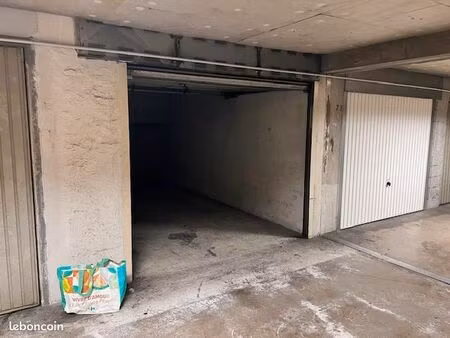loue garage