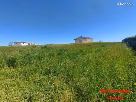 terrain 807 m² castanet