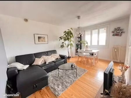 vends appartement t2