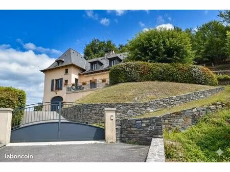 grande maison familiale - sans travaux - aveyron