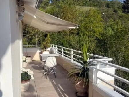 duplex 5 pièces 198 m²