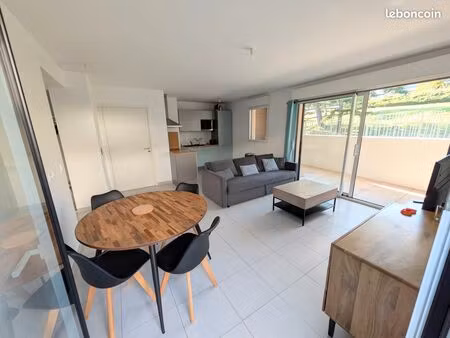appartement 2p rez-de-jardin 46m² - classe b - résidence de 2019 avec piscine - villeneuve