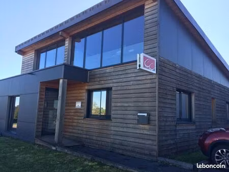 local bureau à druelle 137m2+30m2 de garage