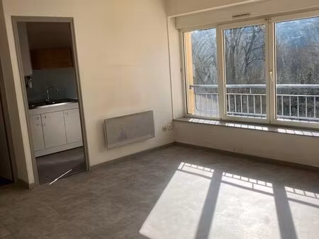 appartement 2 pieces a louer