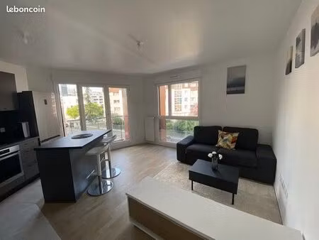 appartement - 2ème étage - 45 m2 - 2 pièces - meublé