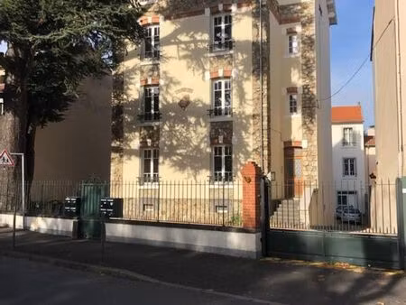 location appartement 64 m2