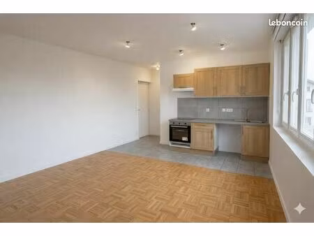 appartement t2 – 50m² - centre de dissay