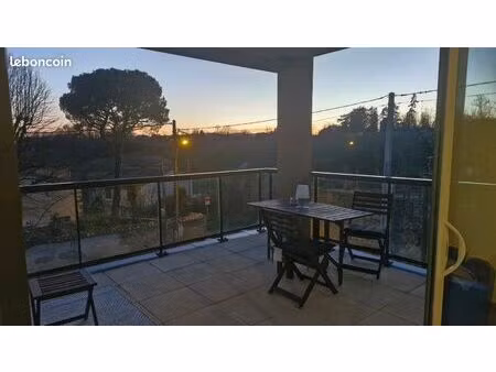 appartement meublé en dernier étage à saint-didier-au-mont-d'or