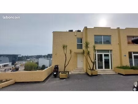 local commercial 187 m²