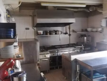 murs commerciaux occupés