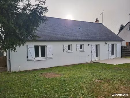 loue maison à notre dame d'oé