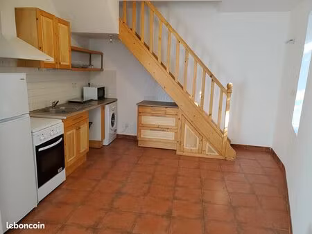 maison t3 duplex meublée 59m² centre narbonne parking gratuit