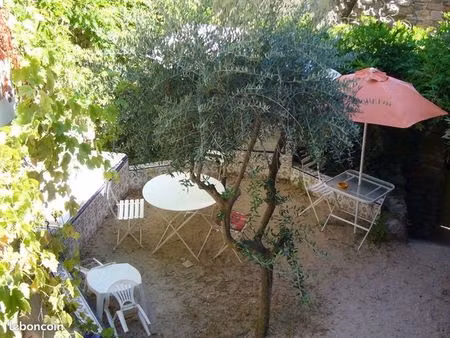 studio +véranda 35 m2 avec jardin 60 m2