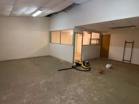 local commercial 150 m² fort de france