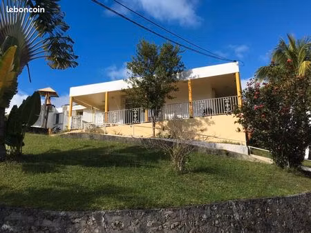 villa 7 pièces sur terrain 1779 m2