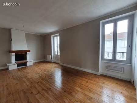 saint rambert d’albon (26140) près de la gare  joli t2 de 58m2 entièrement rénové