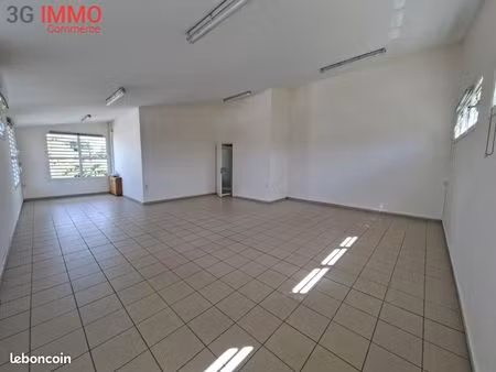 local commercial 85 m²