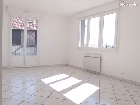 location appartement 3 pièces 73 m²