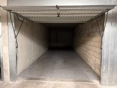 garage double d'environ 26m² - villas paradis - secteur vauban / breteuil