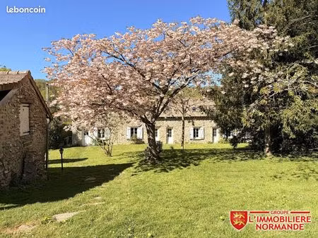 maison 6 pièces 164 m²