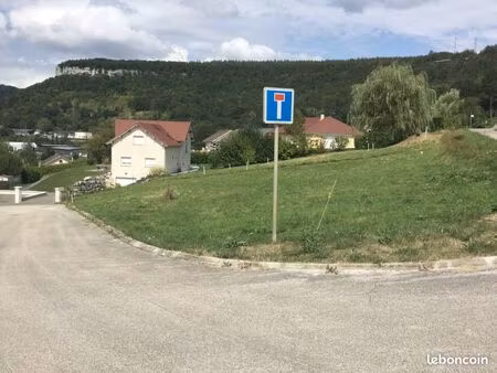 terrain à vendre 538 m2 à ornans