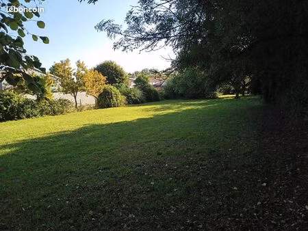 terrain 789 m² puyravault