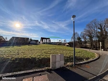 terrain 670 m² saint vit