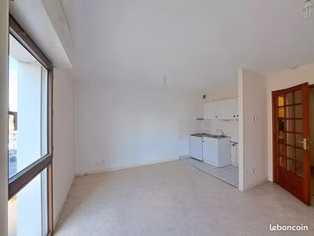 appartement t2 surgeres