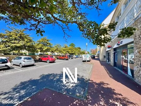 parking/box 125 m² douvres-la-délivrande