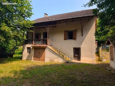 maison 7 pièces 142 m²