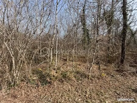 terrain 3 450 m² la clotte